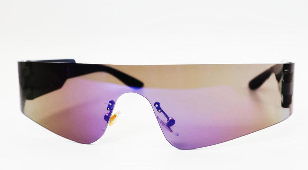 Sporty Design Sunglasses For Men and Women