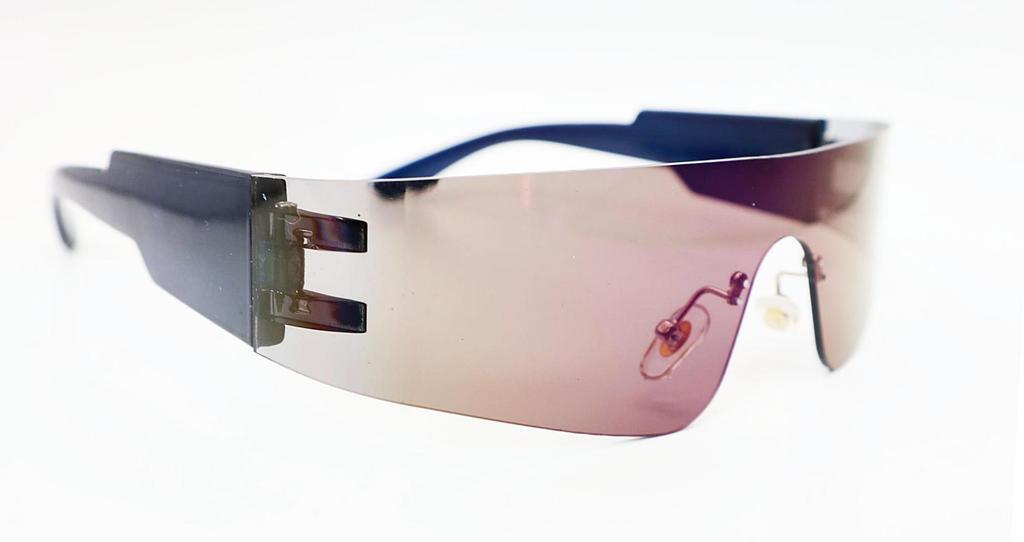 Sporty Design Sunglasses For Men and Women